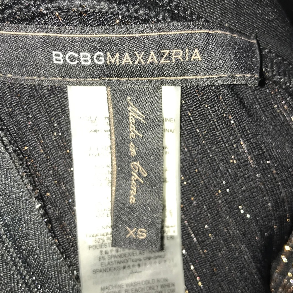 Beautiful BCBGMAXAZRIA Black Cold Shoulder Top XS - Picture 3 of 7